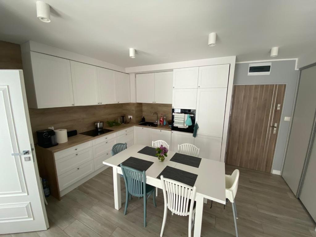 Apartament Rewal Klifowa Morska 3 Z Basenem Exterior photo